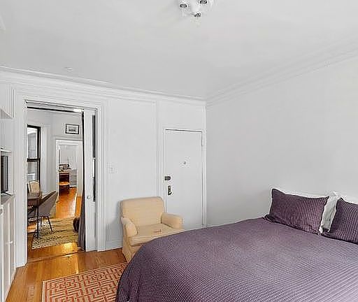 5th image of 420 E 83rd St APT 4E
