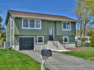 45 Lincoln Ave, Vernon, NJ 07462