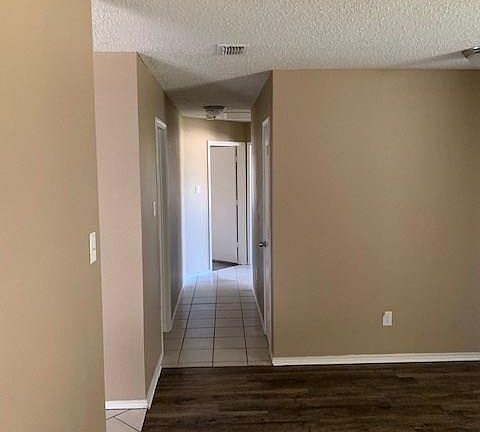 5th image of 2946 Marquis Ln