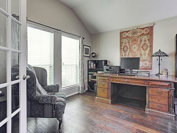 4th image of 1803 Kessler Park Ct