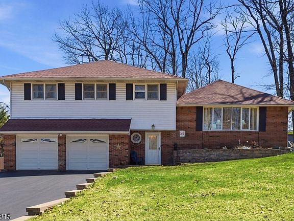2nd image of 36 Esther Dr