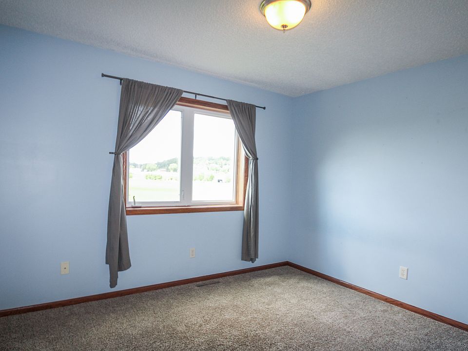 1st image of 3215 Sussex St