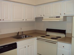 1110 Stonybrook Dr, Woodbury, NJ 08096