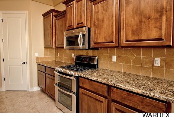 5th image of 1082 Dafne Ln
