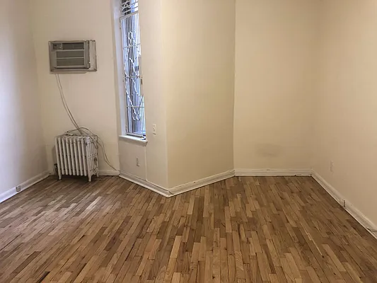 Rented by Luxor Homes & Investment Realty | media 12