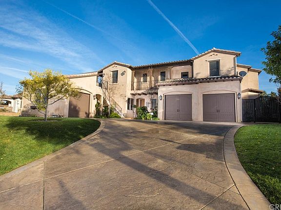 2nd image of 25340 Twin Oaks Pl