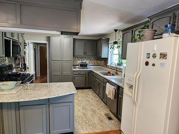 4th image of 350 Isbill Rd
