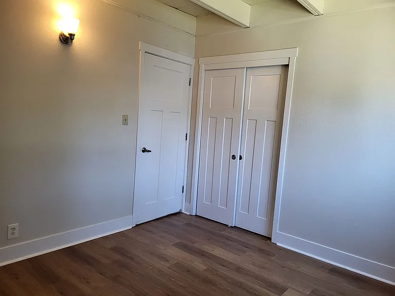 300 Utah St — Photo 21