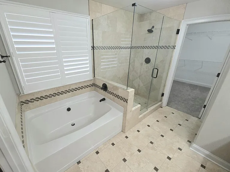 9512 Berwick Ct — Photo 13