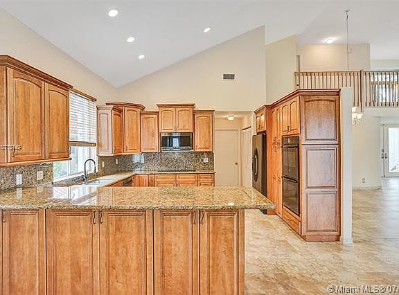4th image of 9870 NW 49th Pl