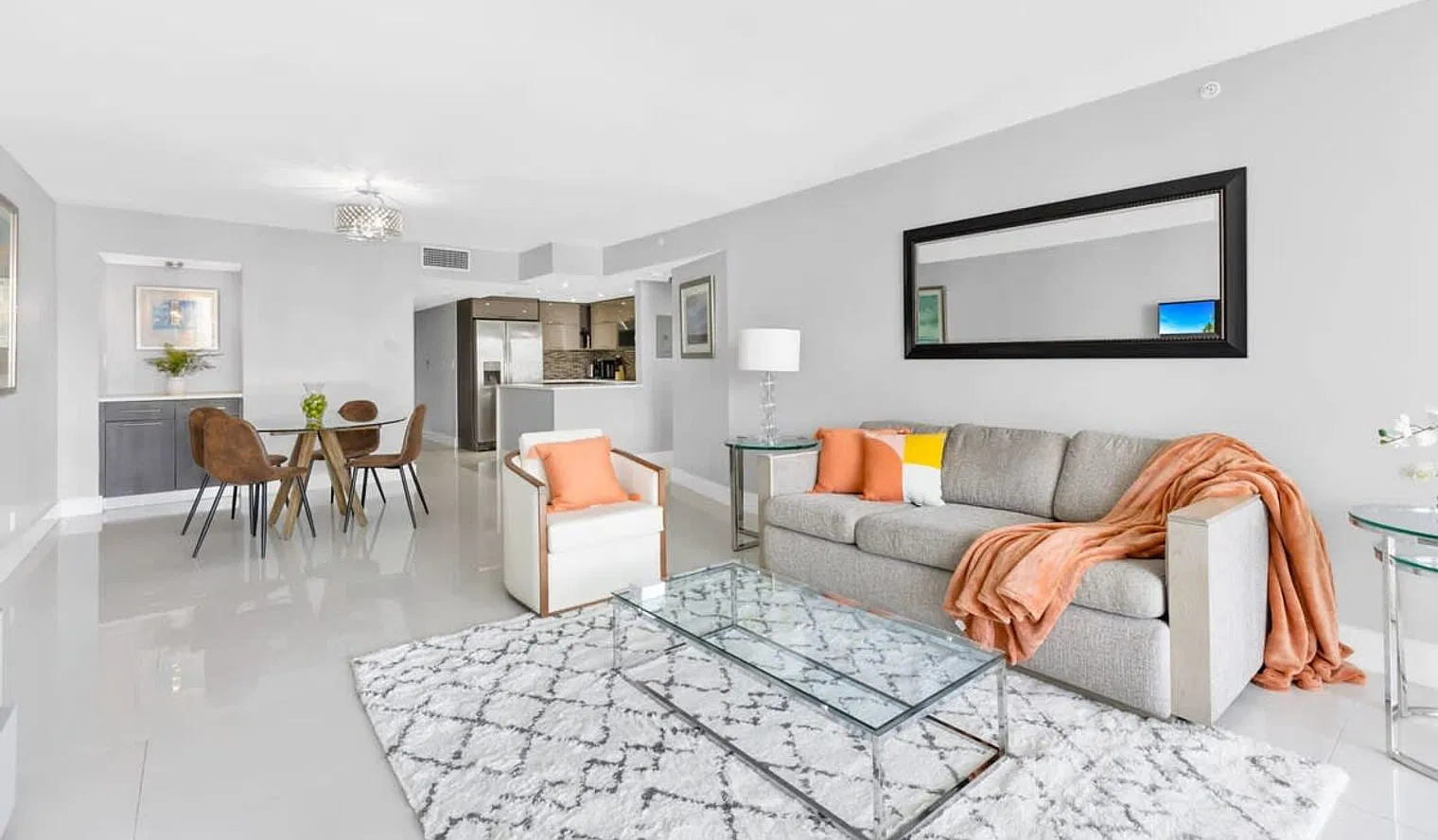 1 bed, 1.0 bath, $4,351 — Photo 2