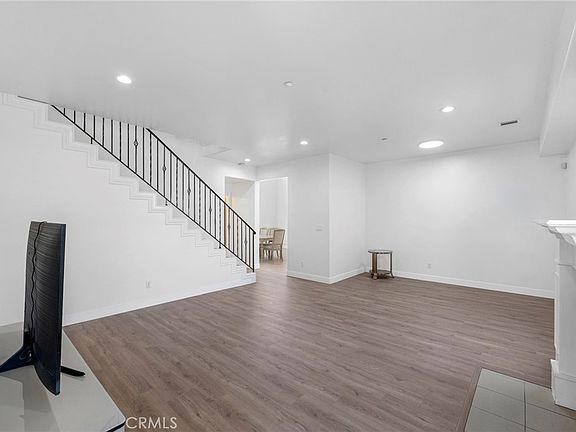 4th image of 11552 Lower Azusa Rd