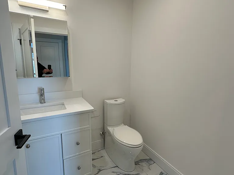 157 Everett St #306E — Photo 10