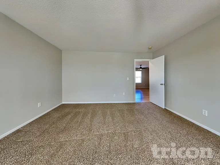 9696 Canyon Meadows Dr — Photo 8