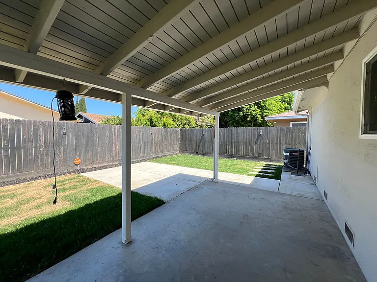 5753 Mohican Dr — Photo 36