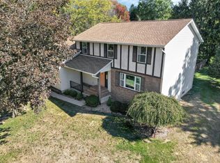 1242 Berwyn Ln, Newark, OH 43055