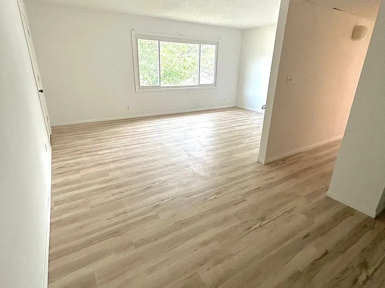 Orchard Meadows — Photo 10