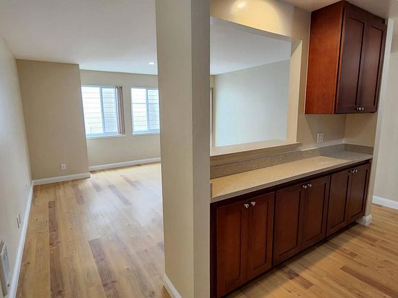 3rd image of 2965 Sacramento St APT 103