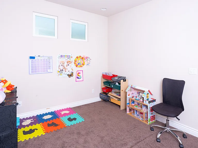 2178 Panorama Ct — Photo 31