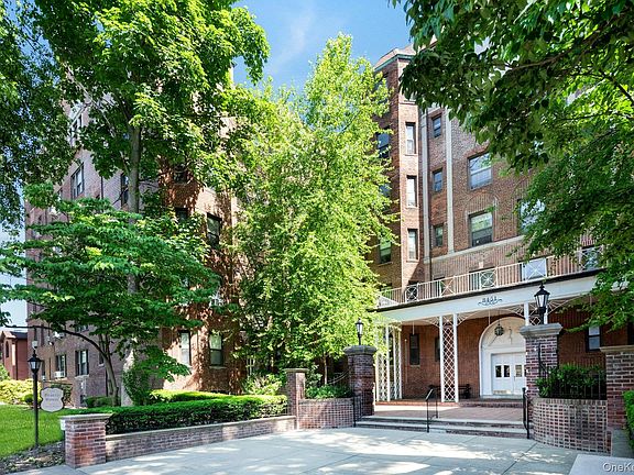 2nd image of 8451 Beverly Road #1A 10 1U 2U 4N