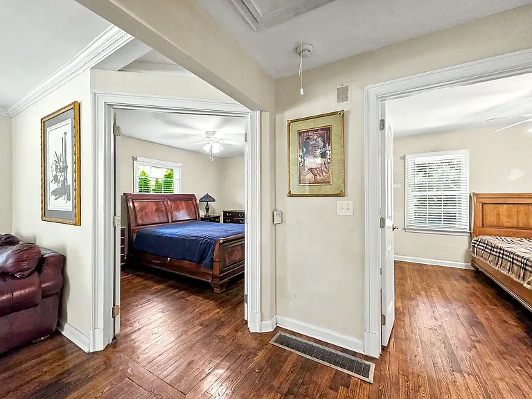 1804 Sumter St NW — Photo 15