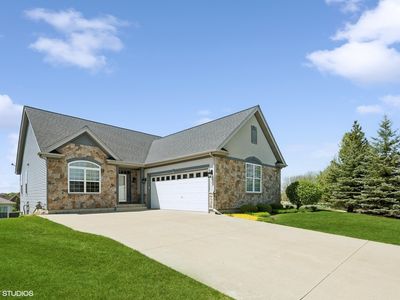 800 Eineke Blvd, Algonquin, IL, 60102