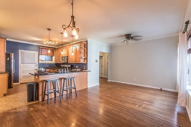 535 W Brompton Ave #1S — Photo 2