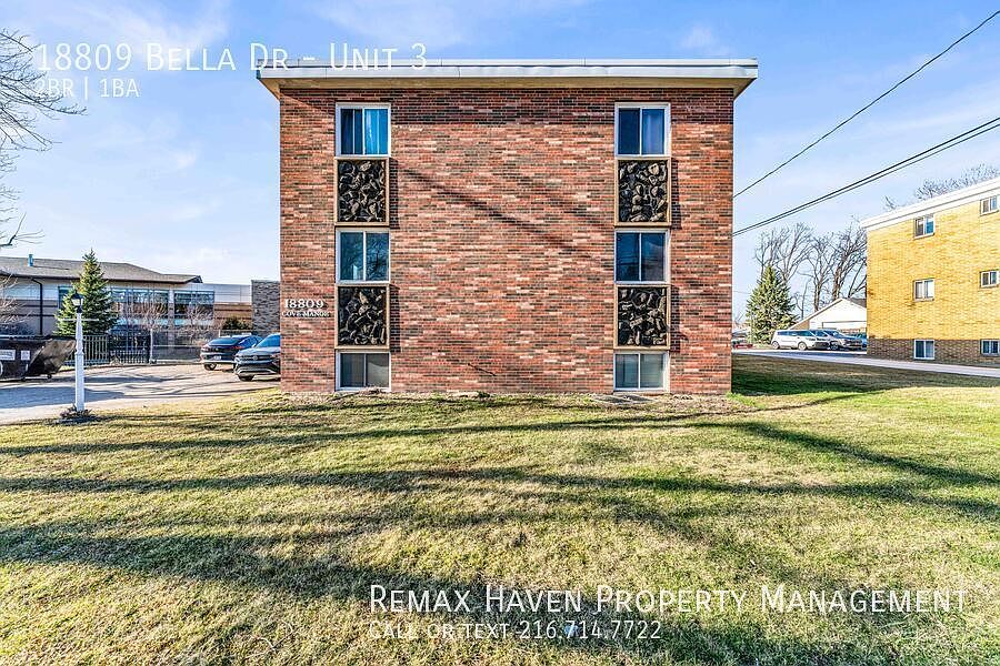 1st image of 18809 Bella Dr #3