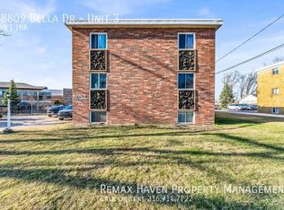 18809 Bella Dr #3, Cleveland, OH 44119