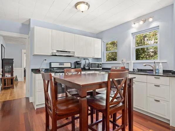 23 Pine St #1, Arlington, MA 02474