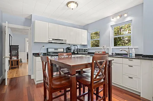 23 Pine St #1 Photo 1