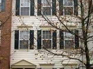 43539 Mink Meadows St, Chantilly, VA 20152