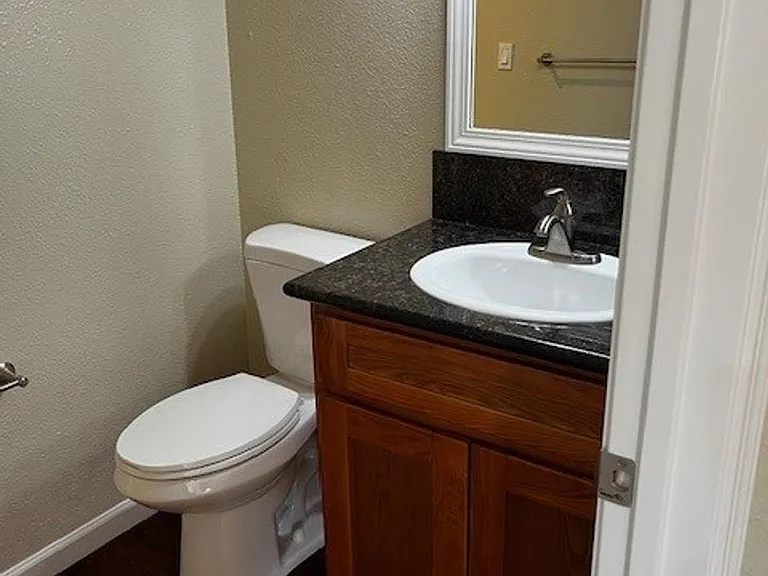Carmel Woods Apartments — Photo 74