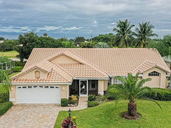 2nd image of 24068 Redfish Cove Dr