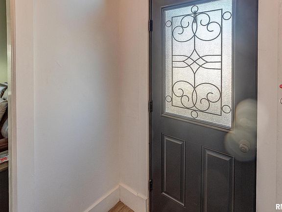 5th image of 314 W Chester St