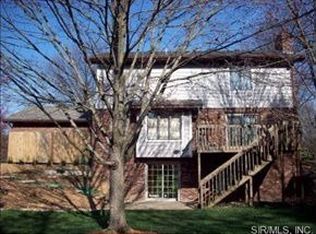 139 Ginger Dale Dr, Glen Carbon, IL 62034