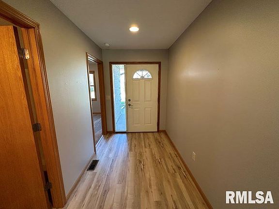 3rd image of 1001 10th St