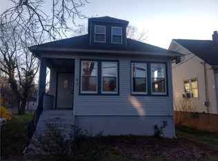 57 Grove Ave, Metuchen, NJ 08840