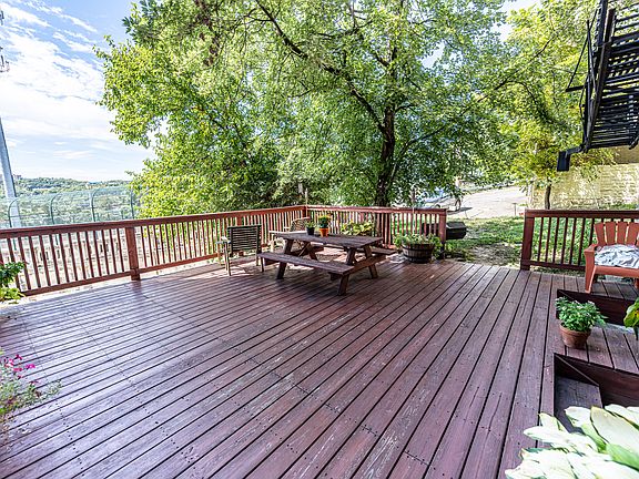 5th image of 649 W McMicken Ave #8