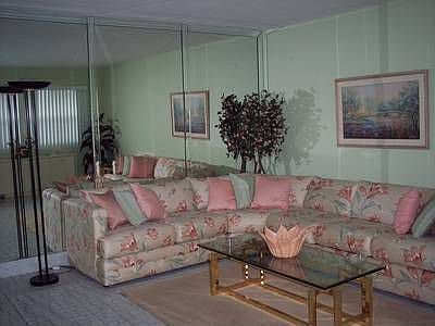 4th image of 181 Monaco Ct #D