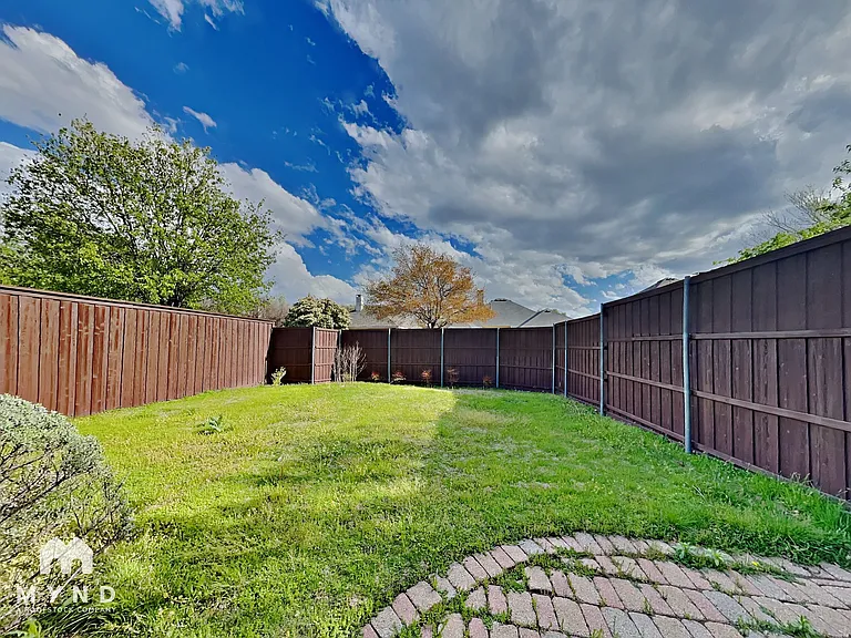 4611 Basil Dr — Photo 23
