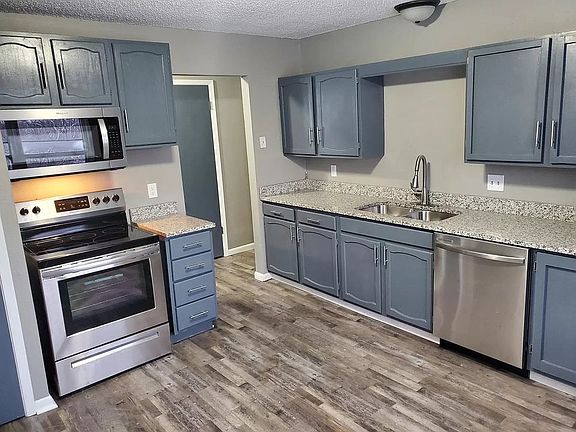 2nd image of 6616 E Hackley Ave