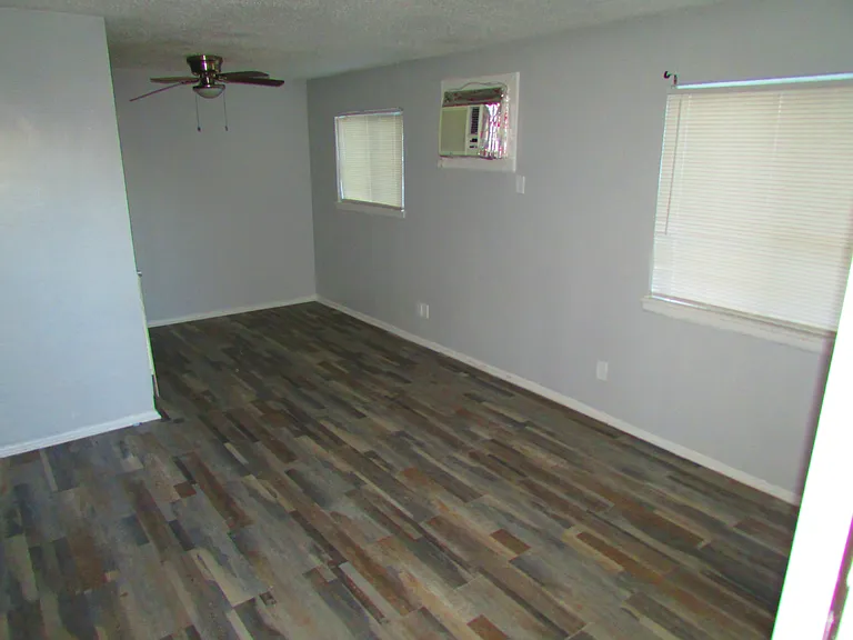 6641 San Pedro Ave #4 — Photo 7