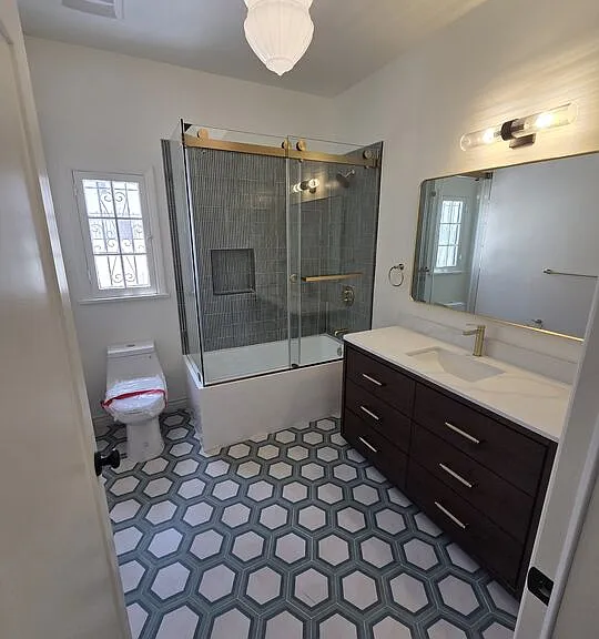 351 S Detroit St #2 — Photo 18