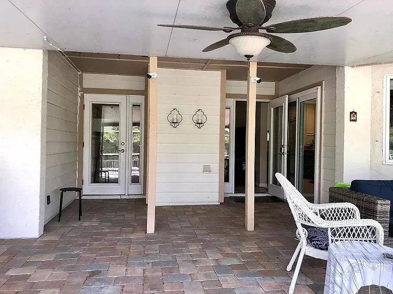 1095 Kelly Creek Cir — Photo 55
