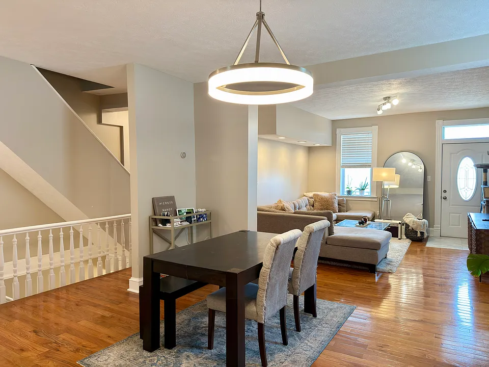 620 Arlington Ave #2