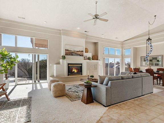 5th image of 4509 Miramar Dr NW