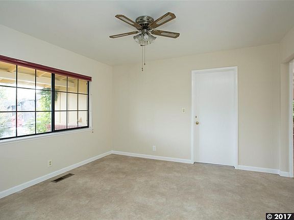 5th image of 20 Wandel Dr