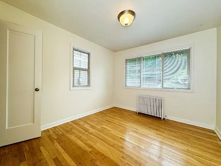 105 NE 61st Ave #1-21 — Photo 17