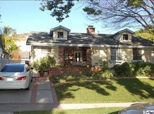2406 N 6th St, Burbank, CA 91504
